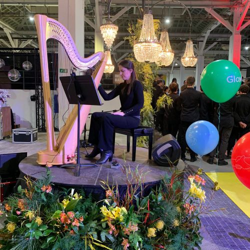 Decoración Floral para Cena de Navidad Glovo | Thaís Canals